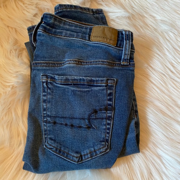 American Eagle - Picture 1 of 2
